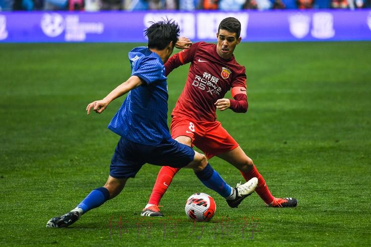 上海申花1-0胜山东泰山 第4次问鼎中国足协杯冠军 上海申花1-0胜山东泰山 第4次问鼎中国足协杯冠军